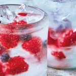 Mezcal con frutos rojos y cardamomo