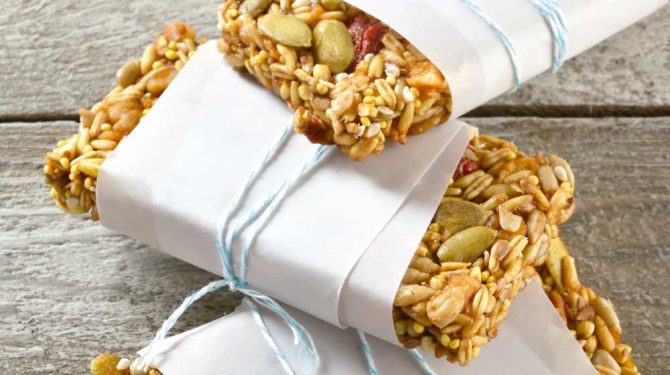 barras-de-avena-con-frutos-rojos