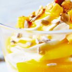mousse-de-queso-con-salsa-de-mango-