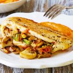 pechugas-rellenas-de-verduras-
