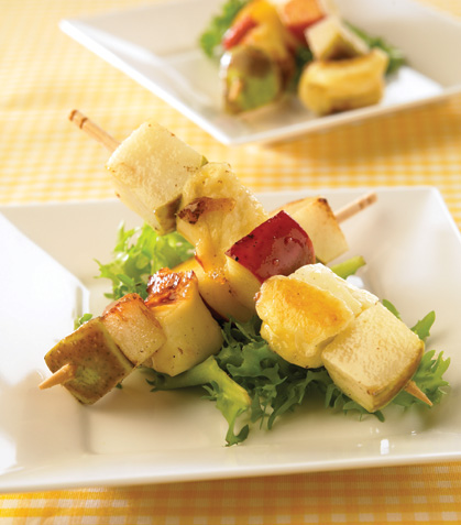 Brochetas de frutas con queso