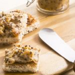 Crema de cacahuate con chía