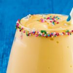 Licuado de mango con crema de coco