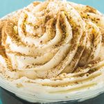 Mousse con crema de capuchino
