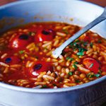 Sopa de jitomate rostizado con arroz
