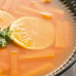 Sopa de zanahoria con toques de mandarina