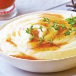 puré de papa con gravy de limón