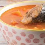 caldo de pescado