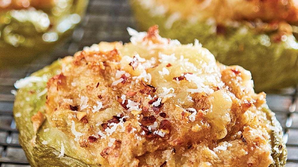 Chayotes rellenos de queso manchego y verdura