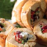 Pechugas de pollo rellenas con requesón y arándanos