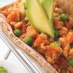pan pita con carne molida de pollo