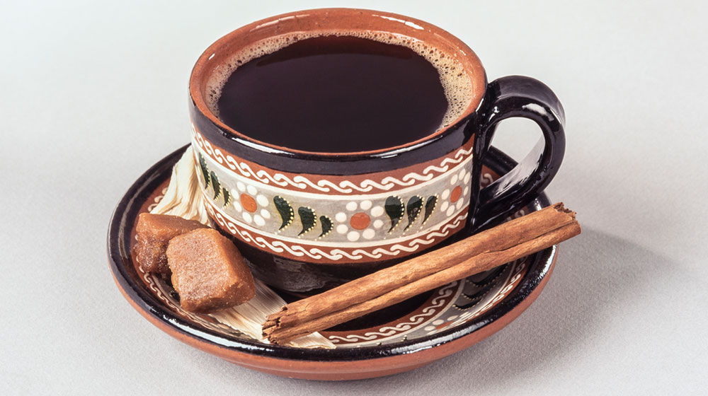 Aprende a preparar café de olla y conoce su historia | Recetas de Comida