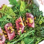 ensalada de atún con lechuga
