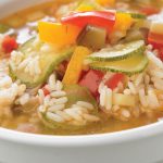sopa de verduras con arroz