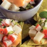 totopos de surimi con chipotle