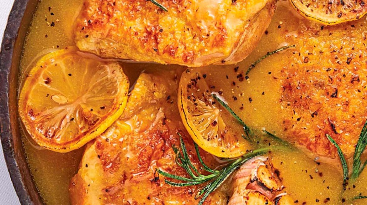 Pollo al limón y romero