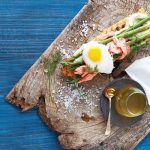 crostini de salmón