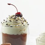 hot cherry mocha bebida navideña