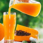 agua de papaya con limón y jengibre