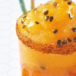 Smoothie de sandía con mango y chamoy para el calor
