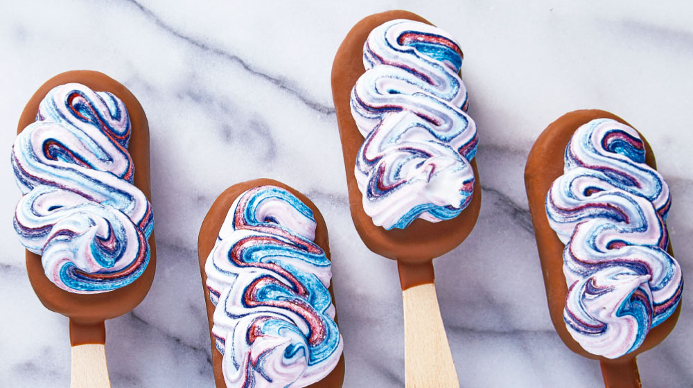 paleta helada con merengue de colores de unicornio