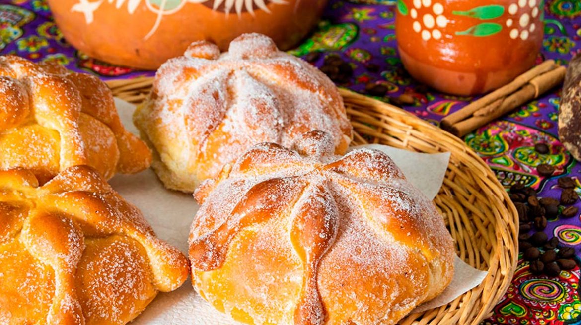 Origen Del Pan De Muerto: Una Historia Para Festejar