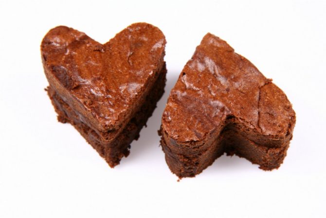 Corazones de brownie