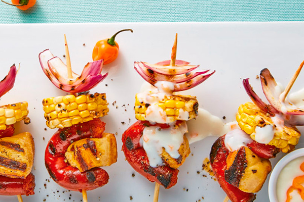 Recetas con pollo: brocheta de pollo receta con chistorra.