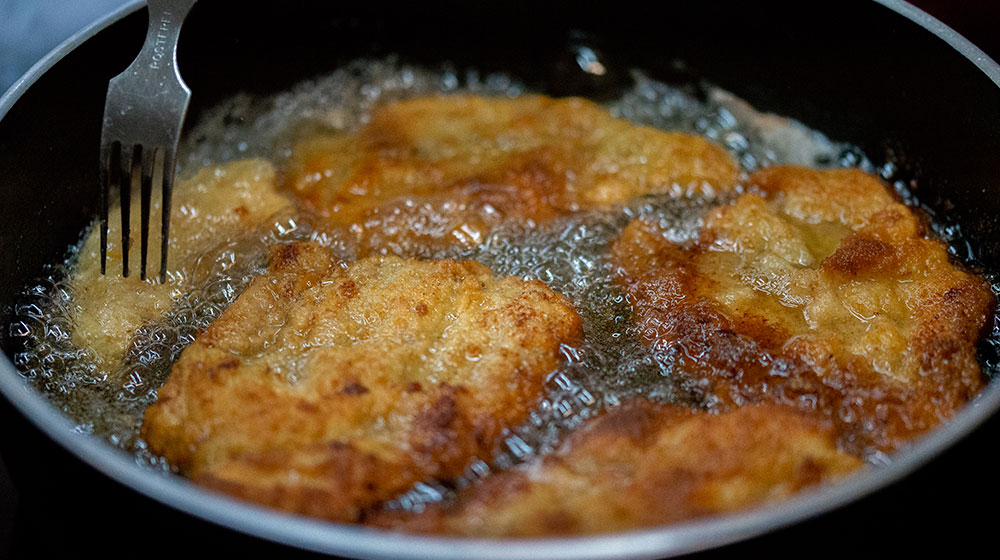 Cómo freír milanesa de pollo