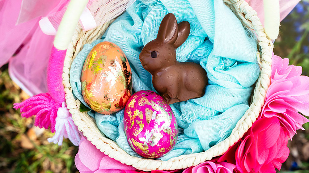 Conejo y huevos de Pascua