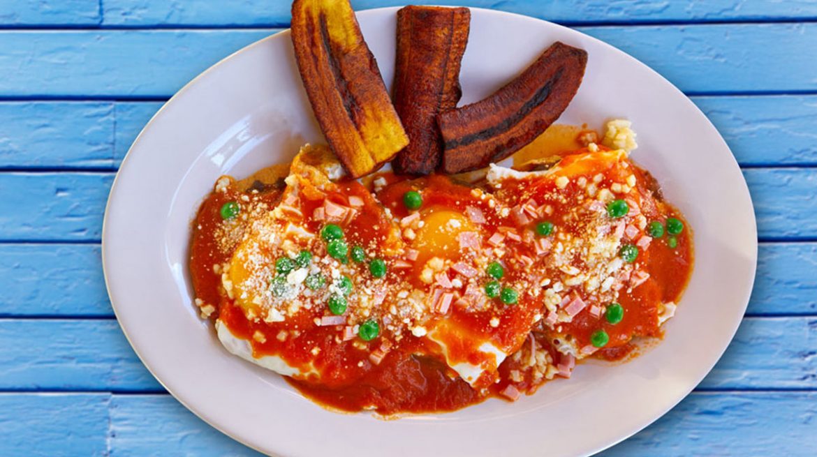 Huevos motuleños