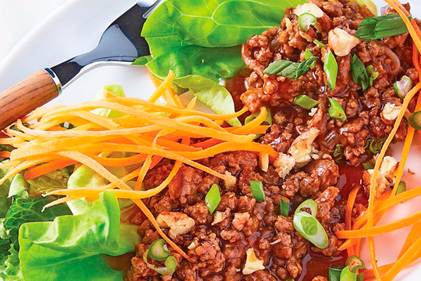 Tacos de lechuga con carne molida