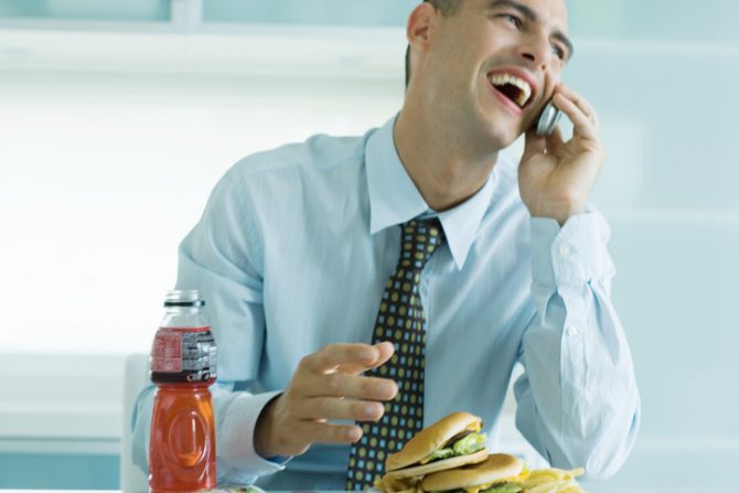 comida ultraprocesada por que genera adiccion en el cerebro