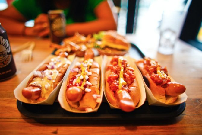 Efectos negativos de comer hot dog