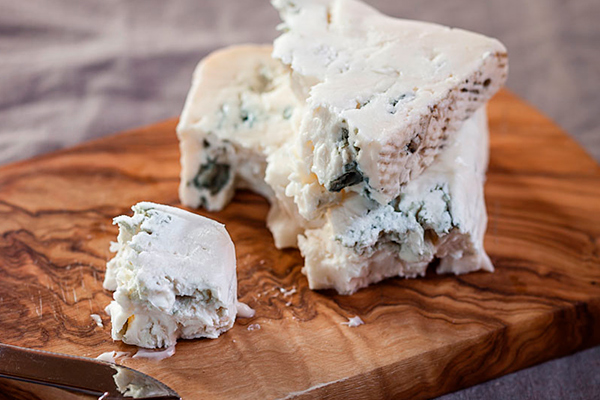Beneficios del queso azul