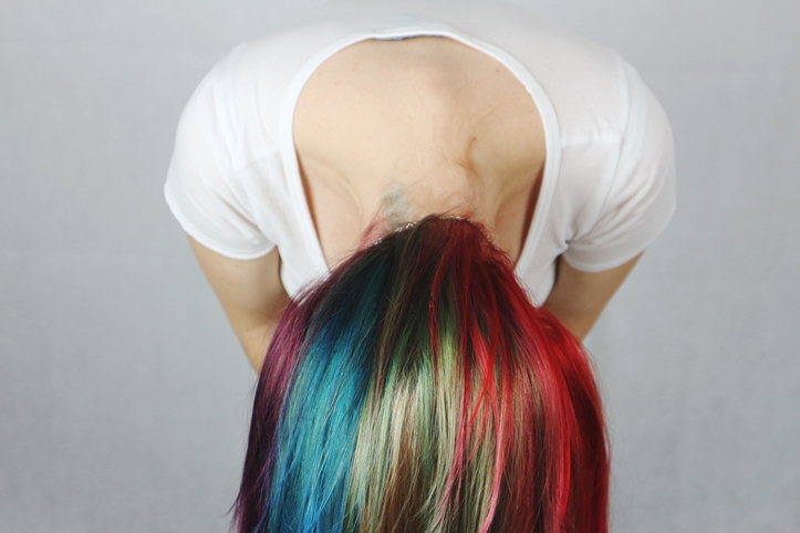 cómo pintar el cabello con gises de colores