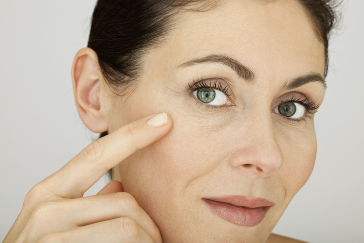 cómo usar la vaselina para quitar las arrugas en el rostro