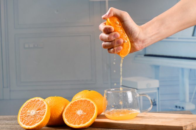 jugo de naranja para evitar alzheimer y demencia