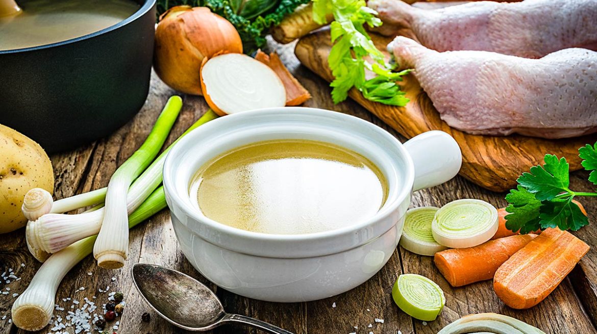 Caldo de pollo
